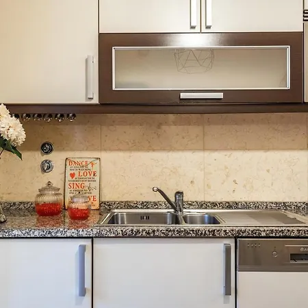 Apartament Akicity Star *